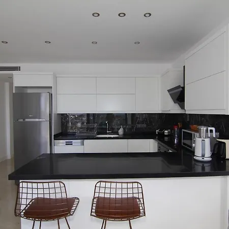 Marina Premium Residences דירה *