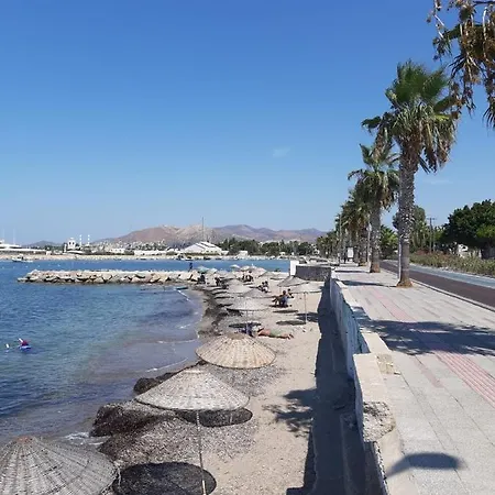Marina Premium Residences דירה